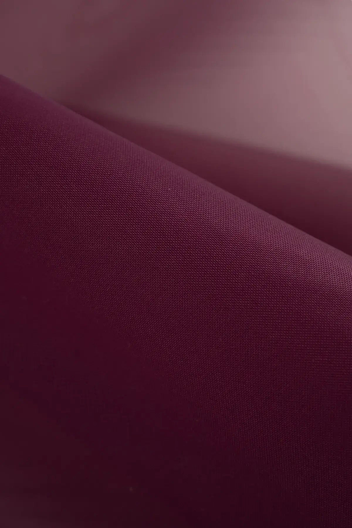 Organdie nos amaranth