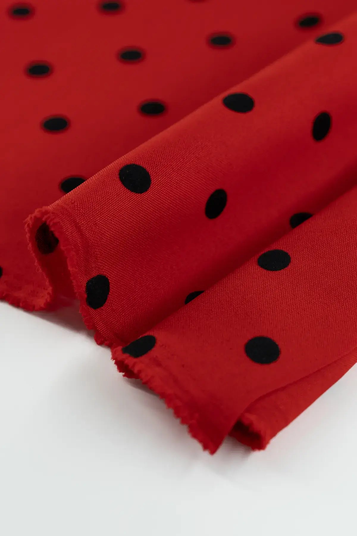 Strech alameda mars red
