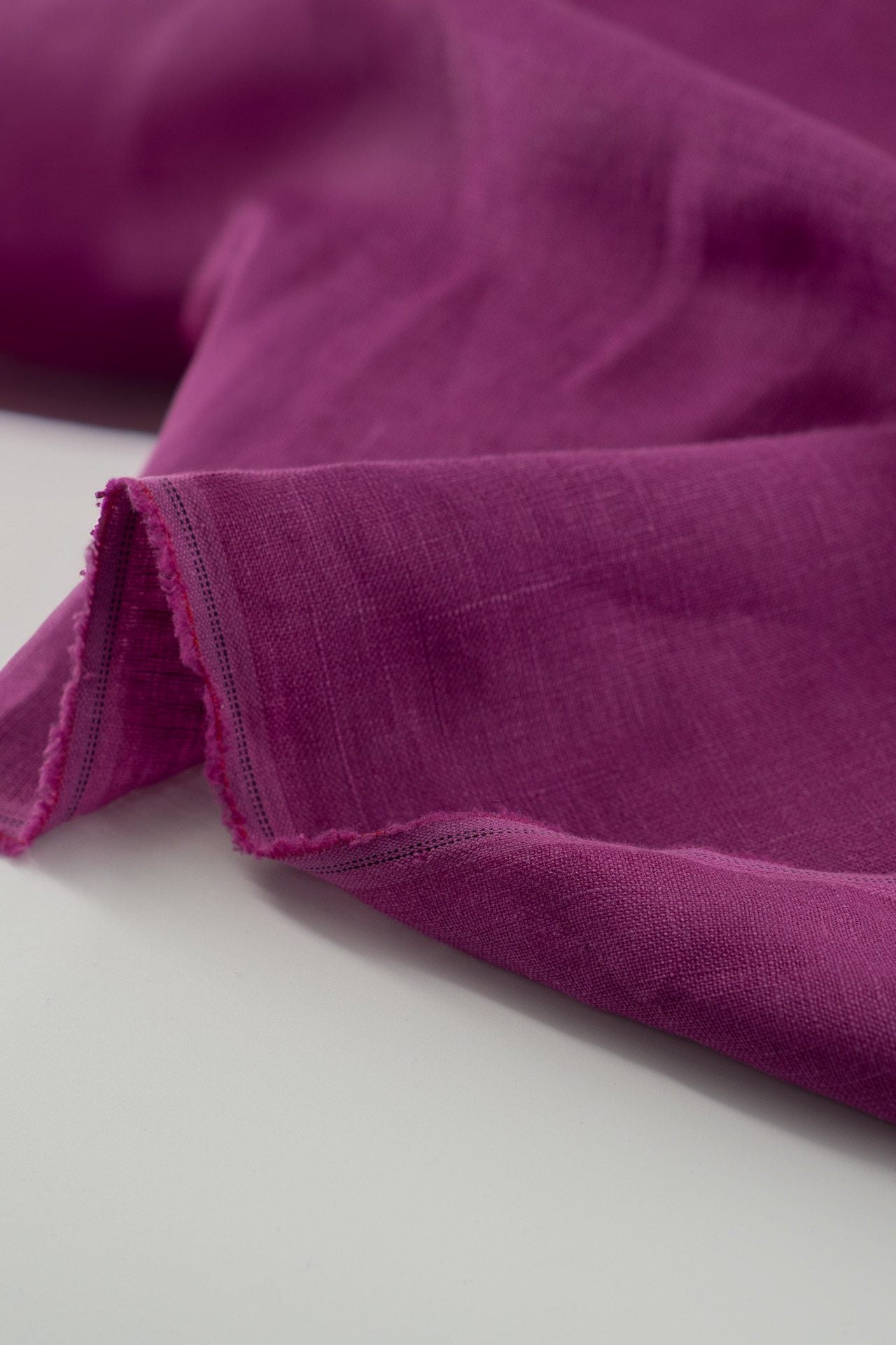 Lino benarés purple wine
