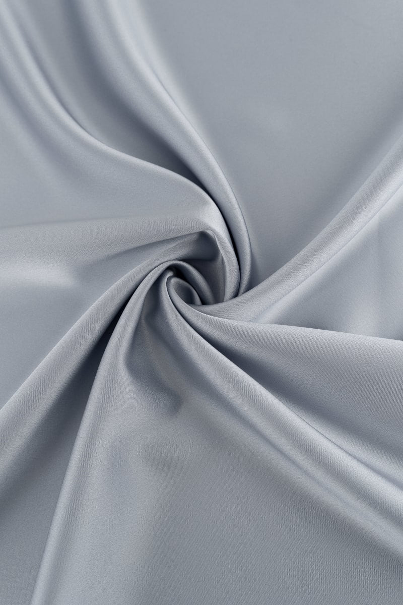 Crep saten color gris