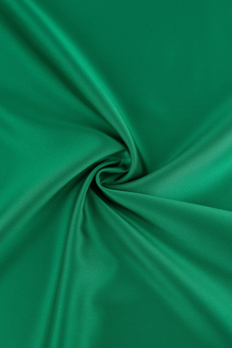 Crep saten color verde 