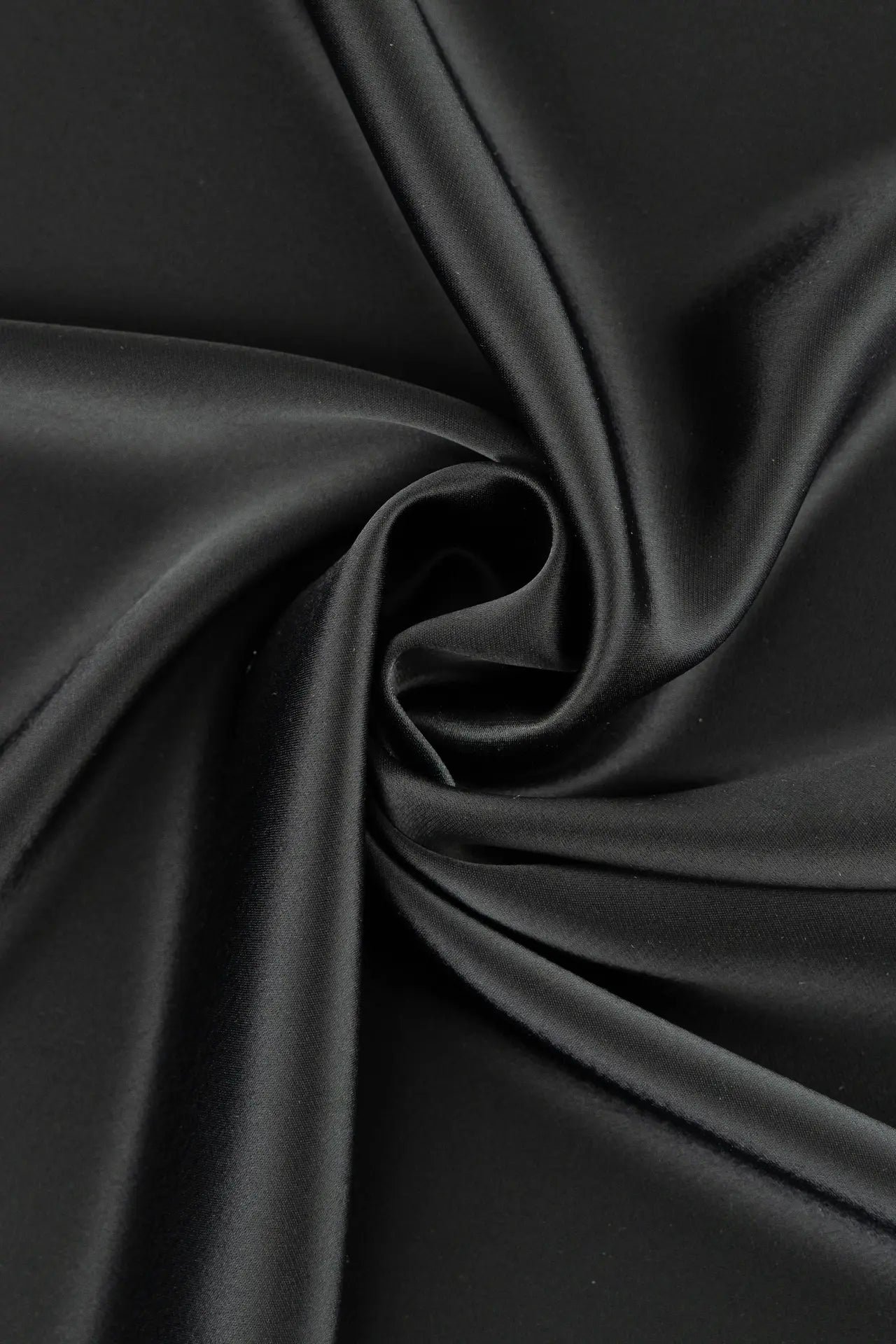 Triacetato negro