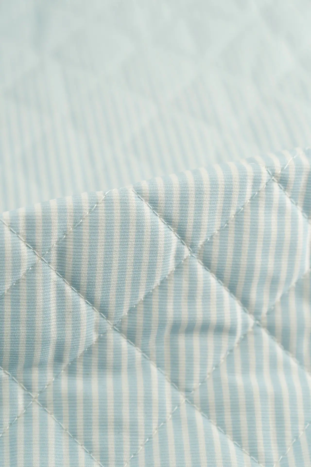 Padding acolchado rayas