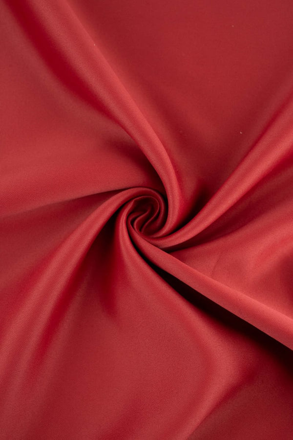 Oscurante liso rojo