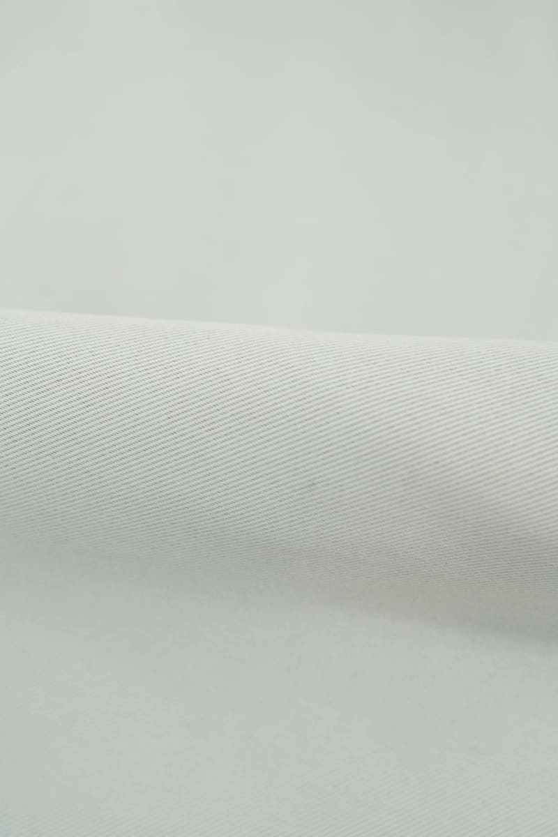 Oscurante liso blanco