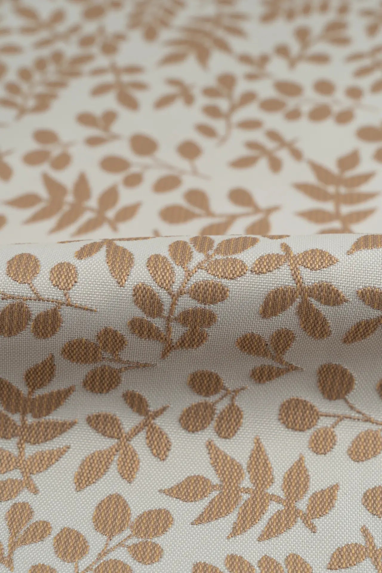 Jacquard flor pequeña camel