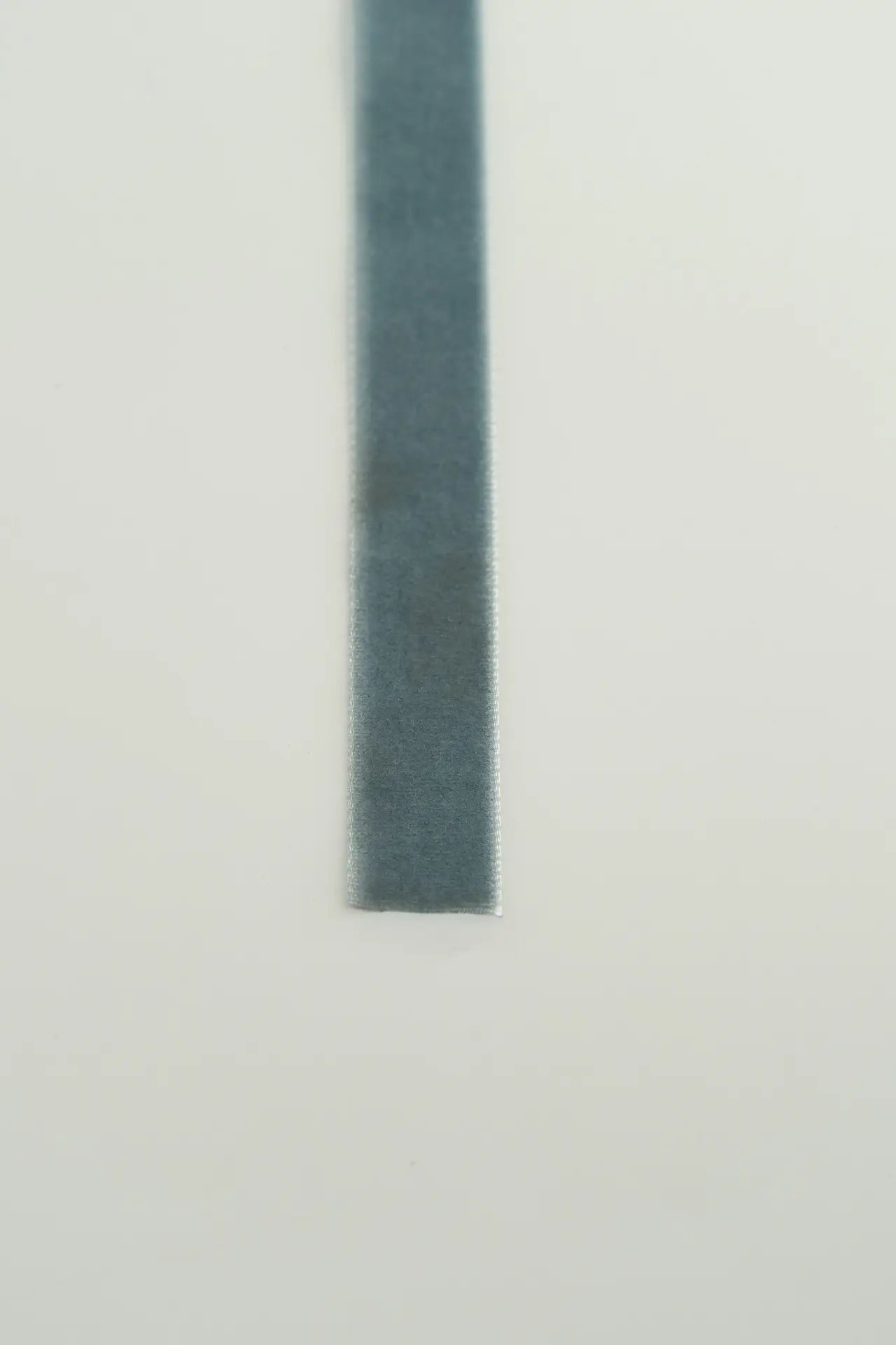 Cinta terciopelo gris petroleo