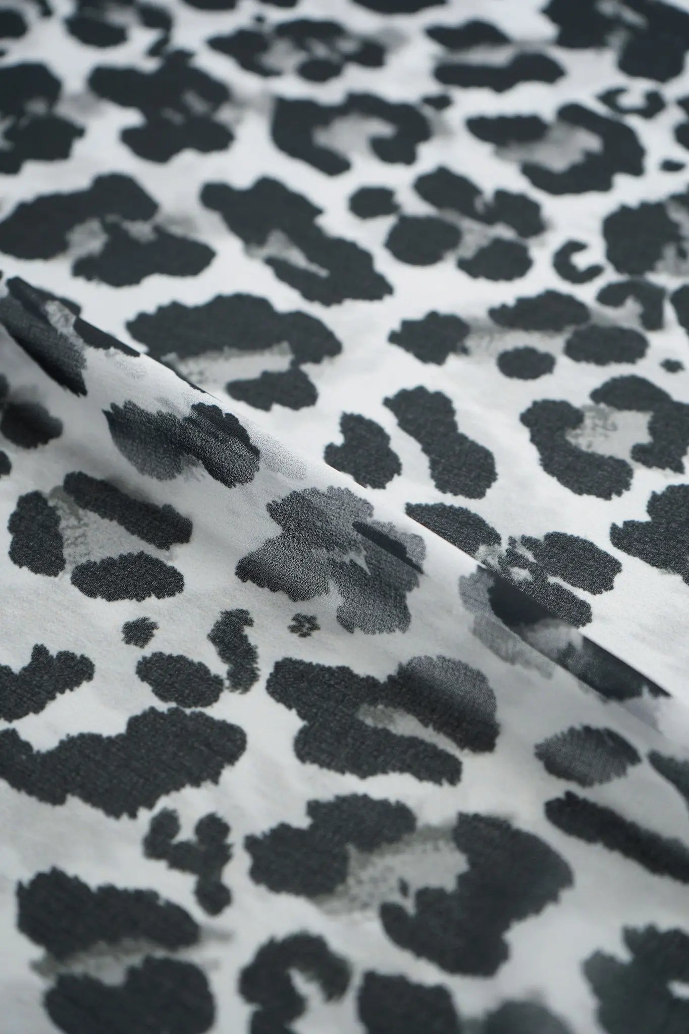 Gasa leopardo gris