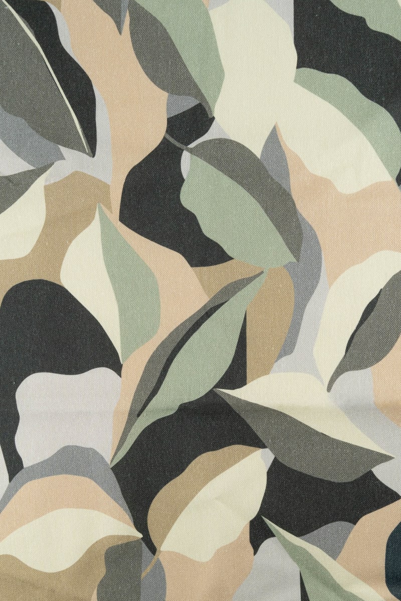 Loneta multicolor verde floral 