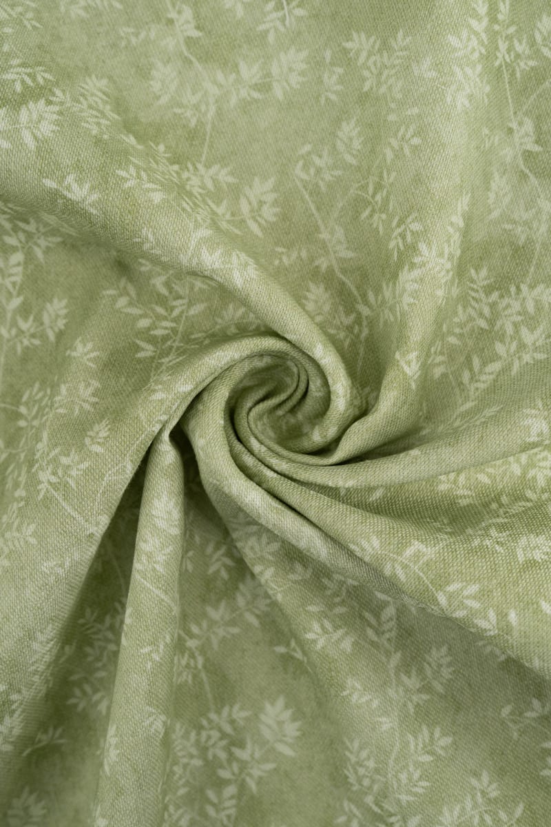 Loneta flores color verde