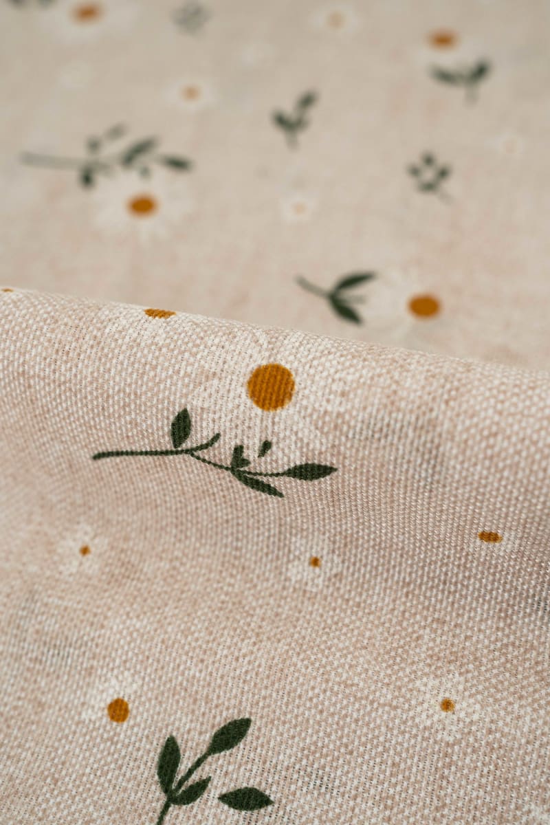 Loneta floral gris plateado