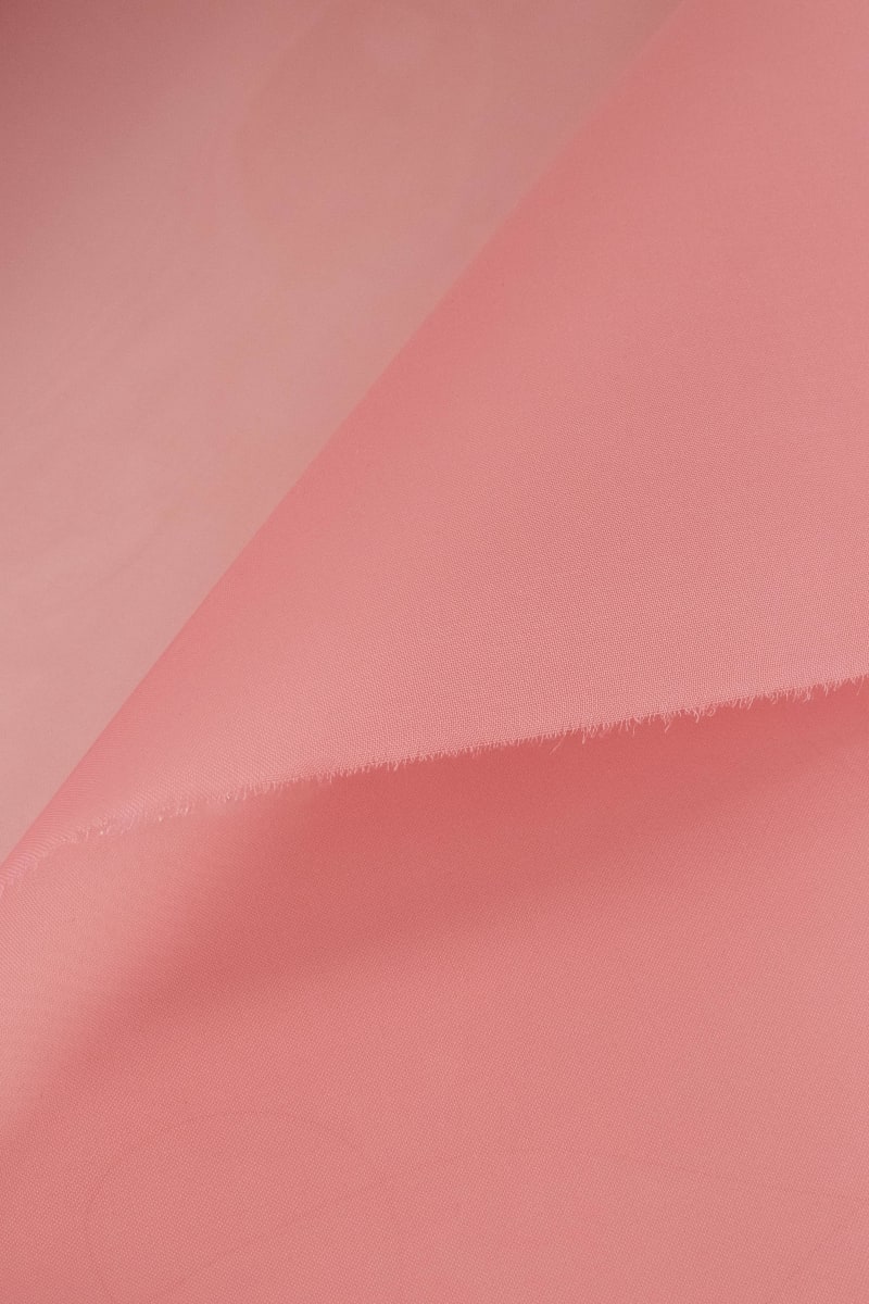 Organza liso rosa maquillaje intenso