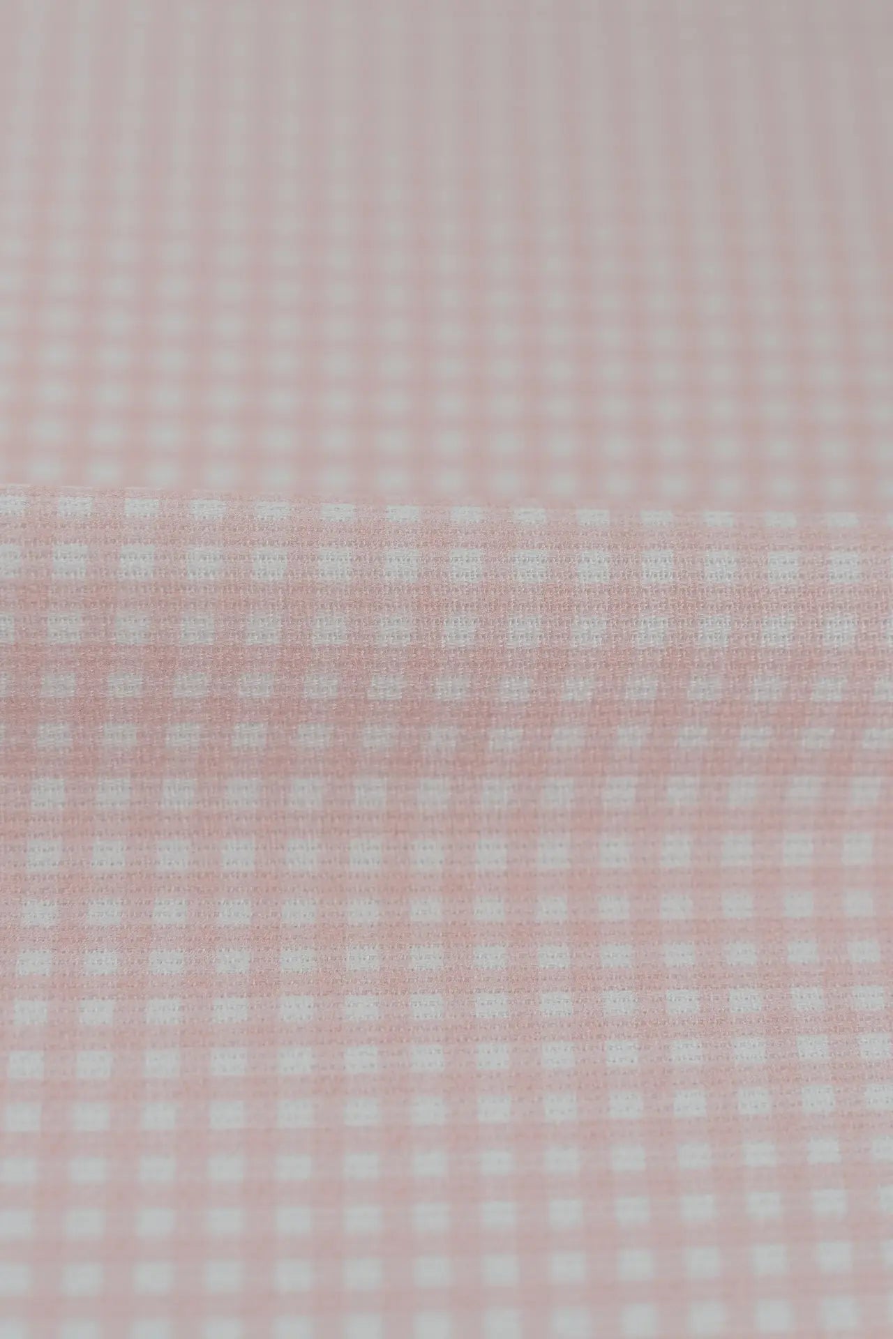 Piqué pink dogwood