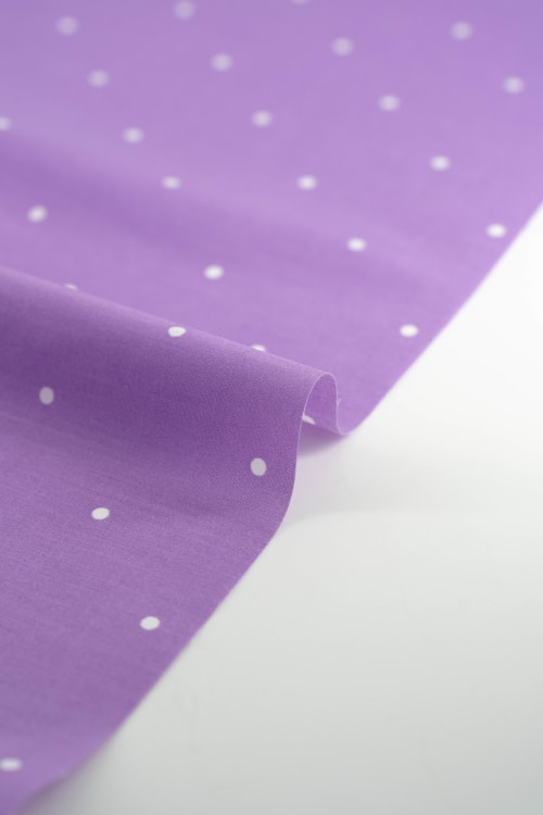 Popelin de lunares  de 5mm color lila