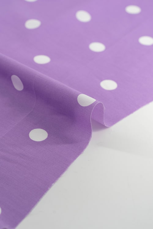 Popelin de lunares de 18mm color  lila