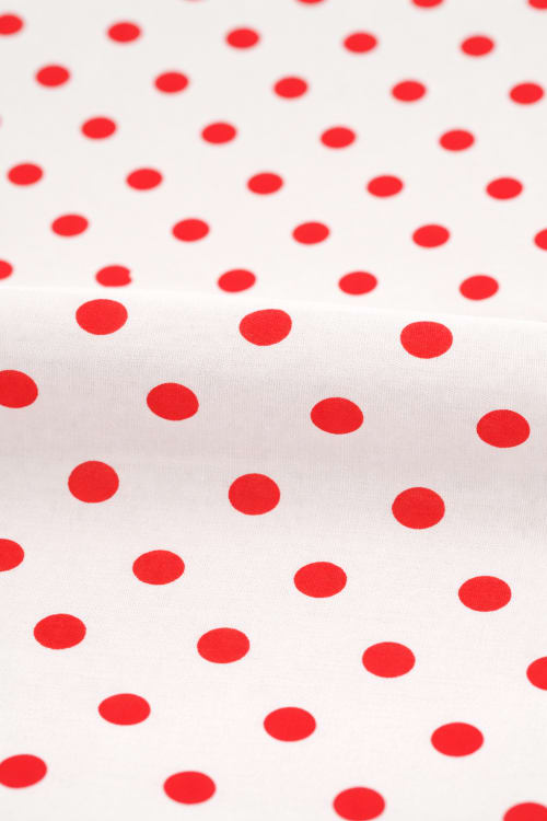 Popelin color blanco con lunar rojo de 8mm