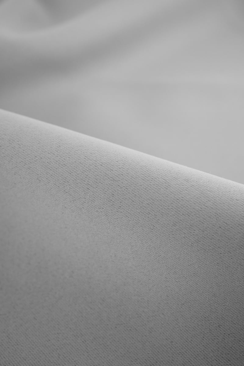 Sarga sarga ocurante liso gris