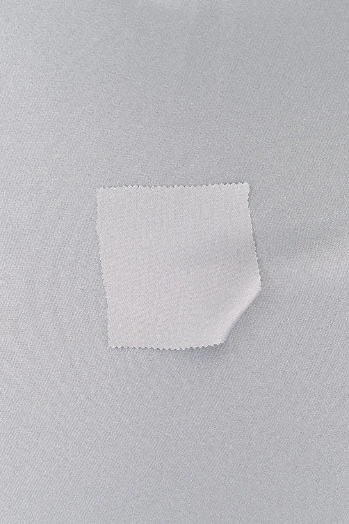 Satén nos  blanc de blanc