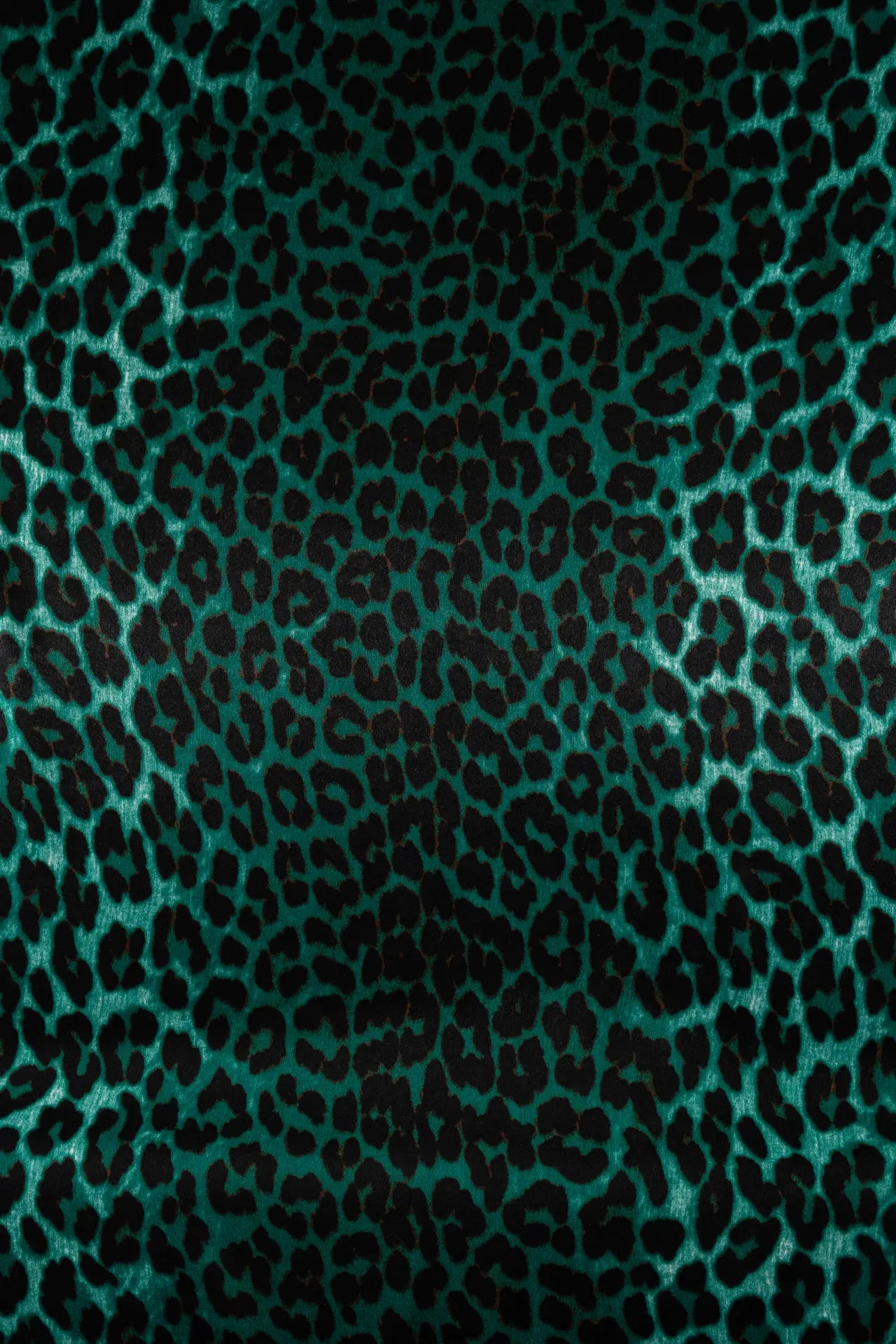 Satén leopardo verde ming green