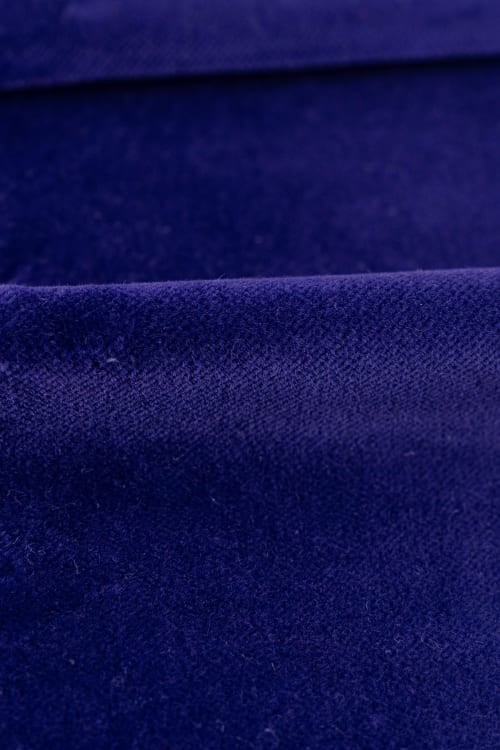 Terciopelo color morado 