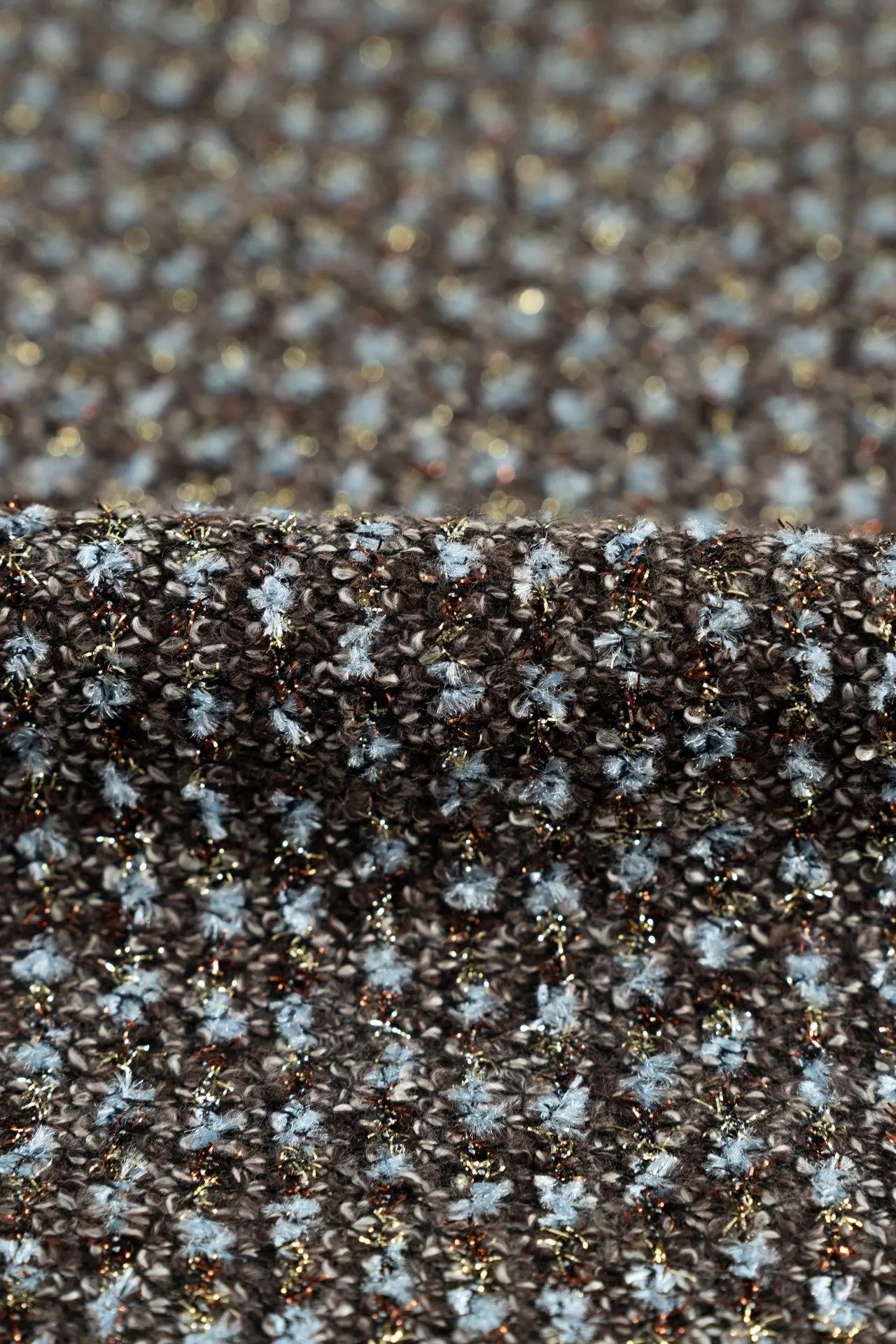 Tweed brunete