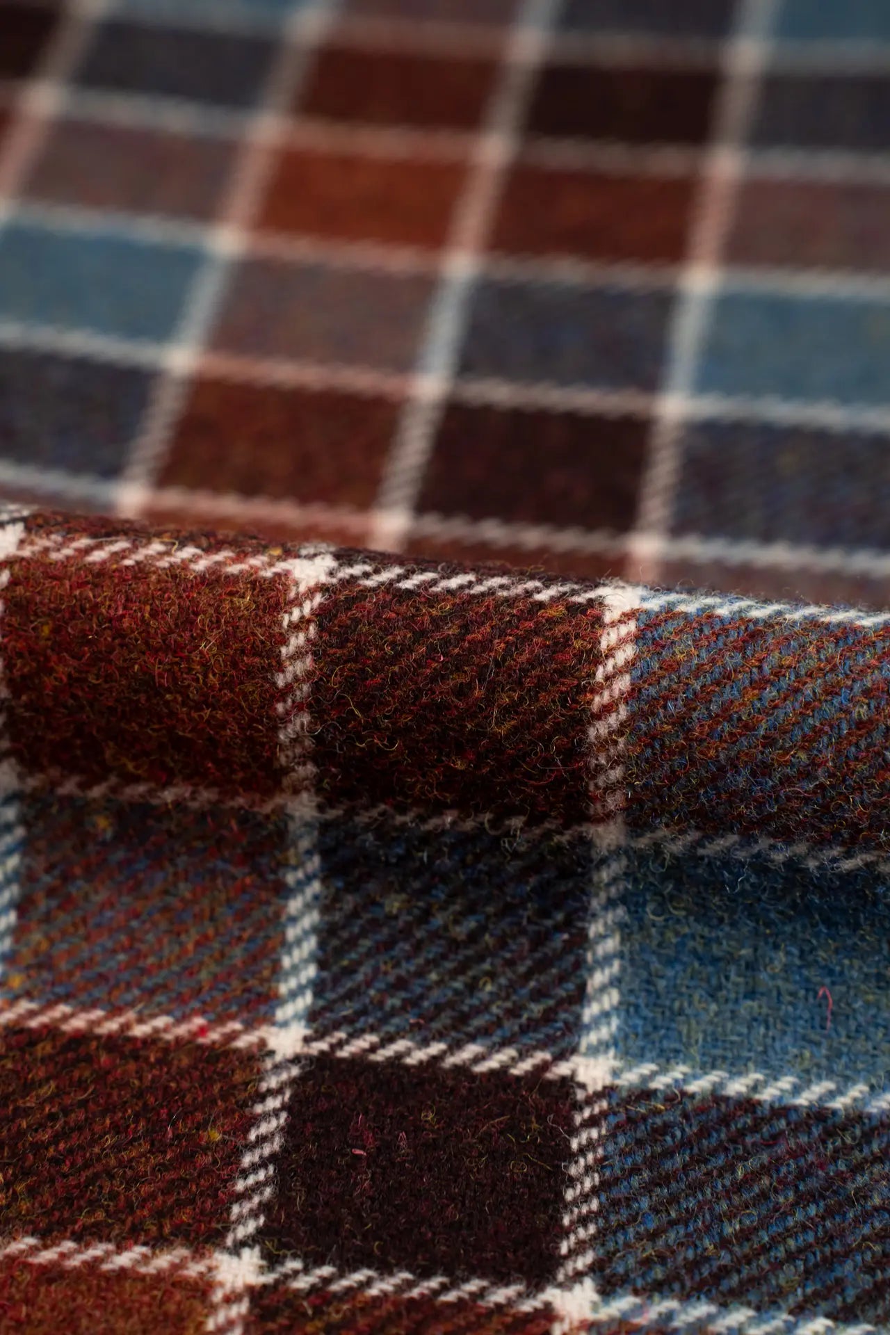Tweed purple passion
