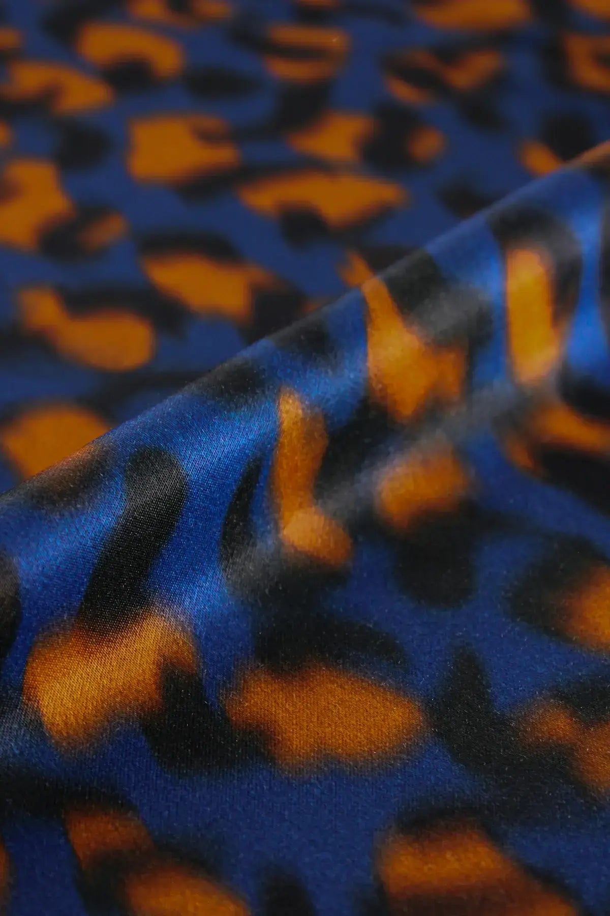 Viscosa leopardo seaport
