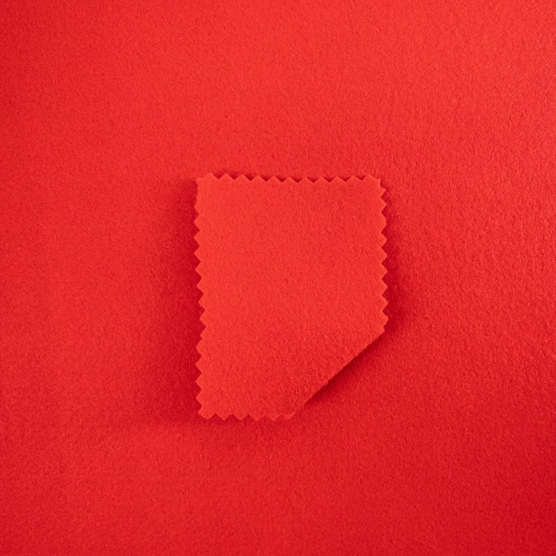 Fieltro liso rojo