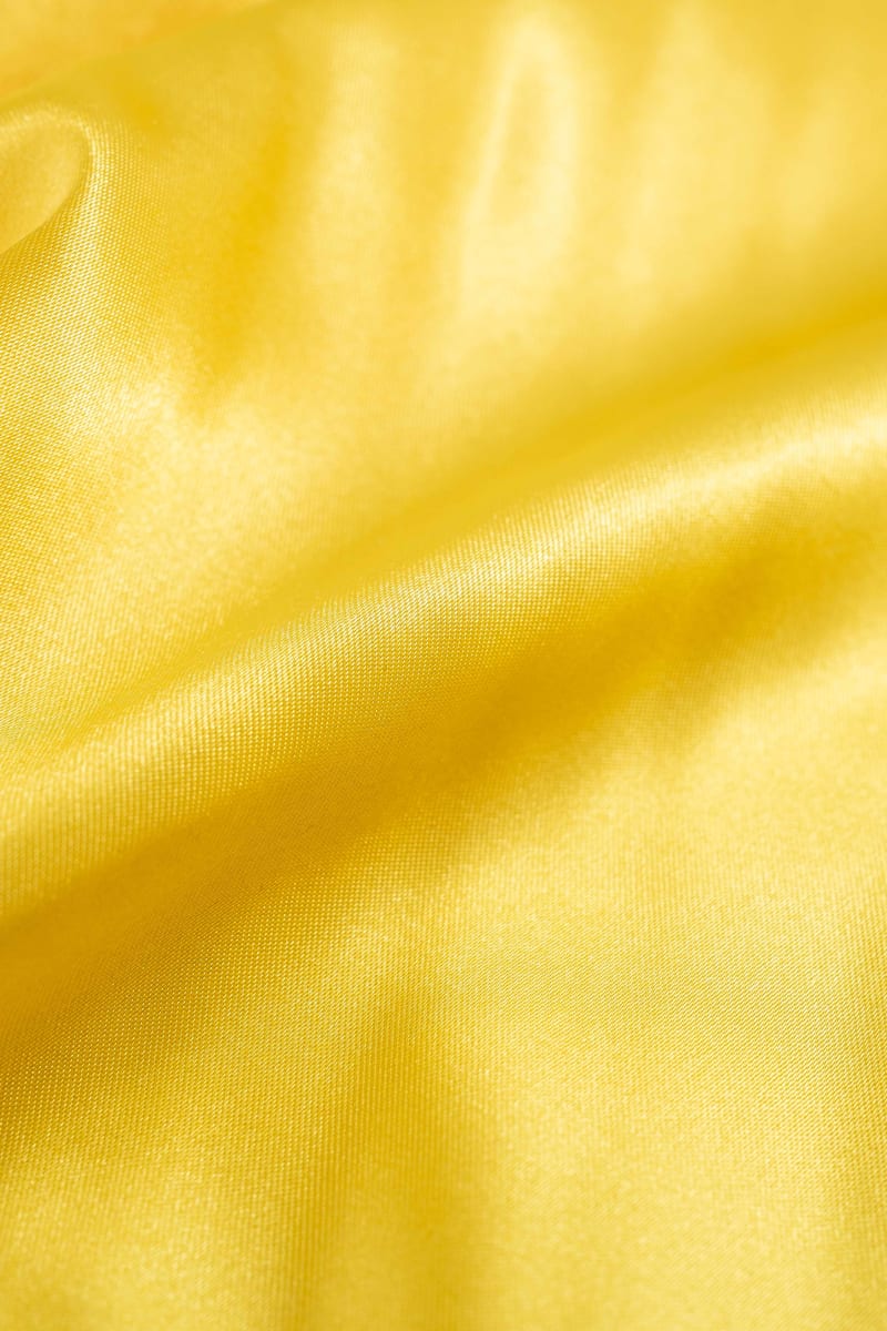 Raso liso amarillo