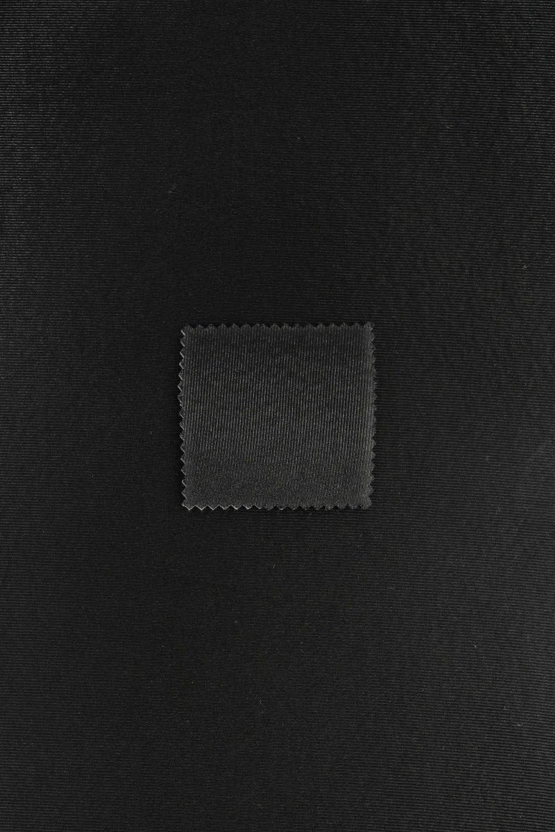 Foam liso negro