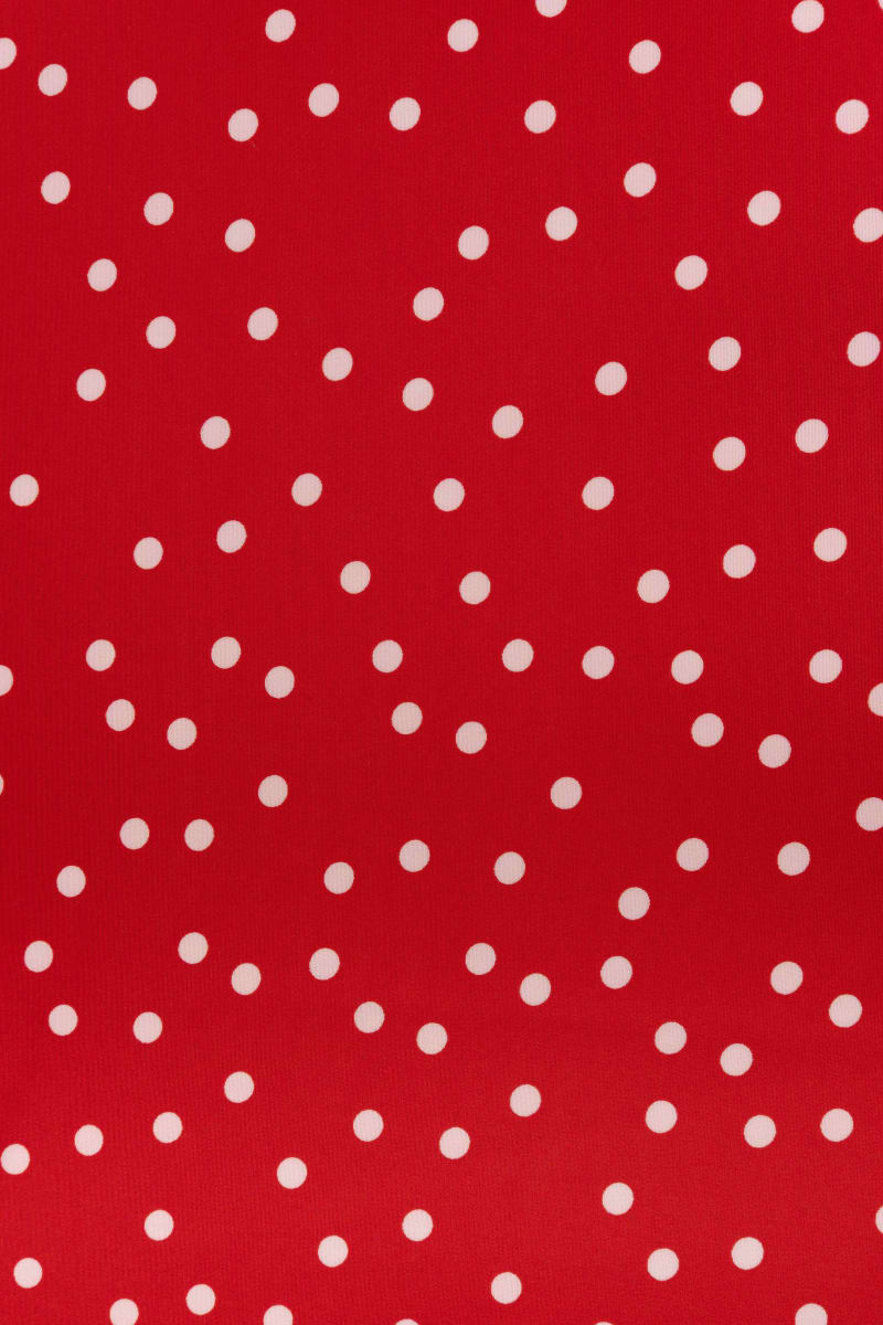Koshibo lunares blancos con fondo rojo