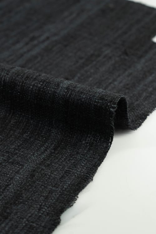 Seda natural color negro