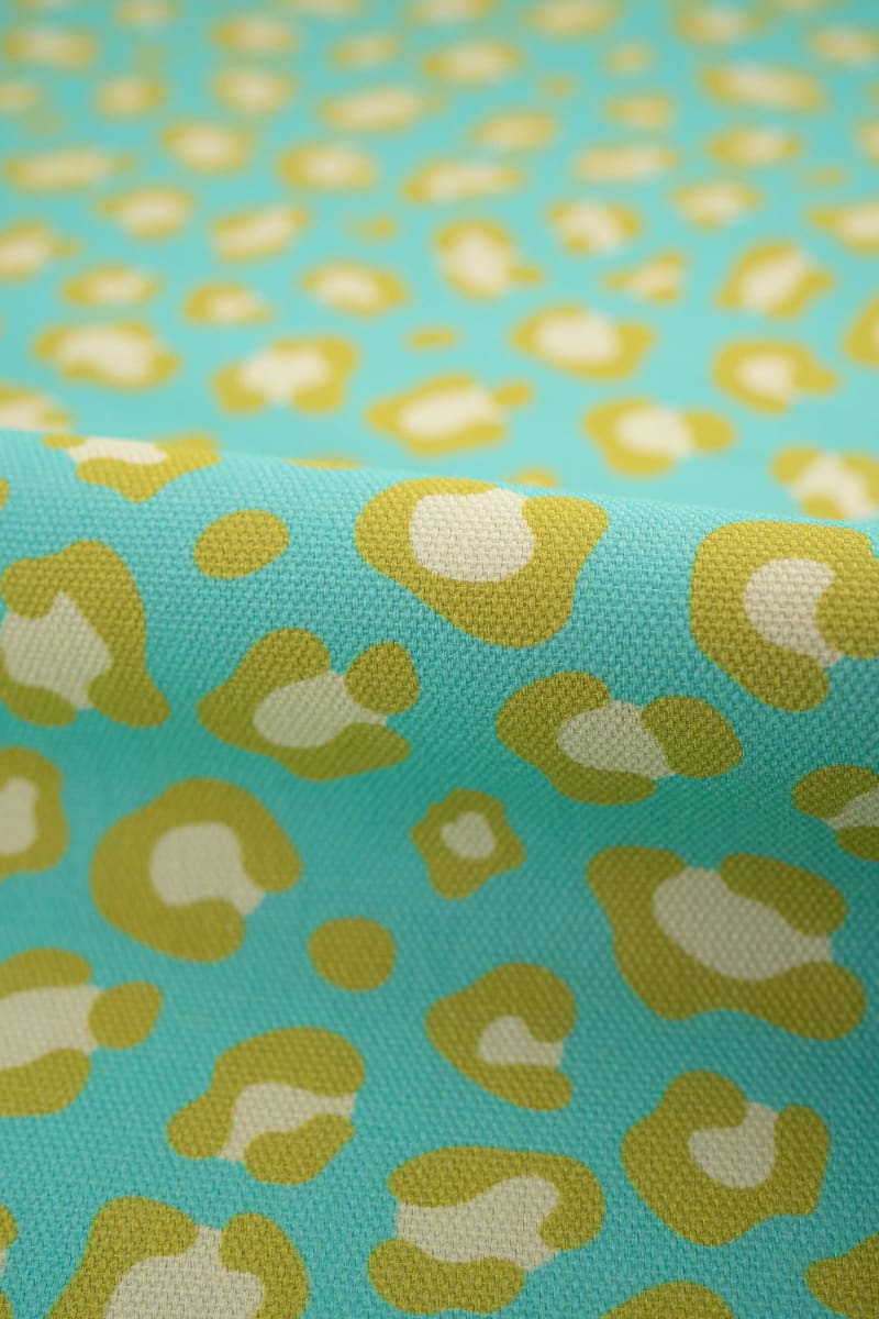 Semipanamá animal print amarillo mantequilla